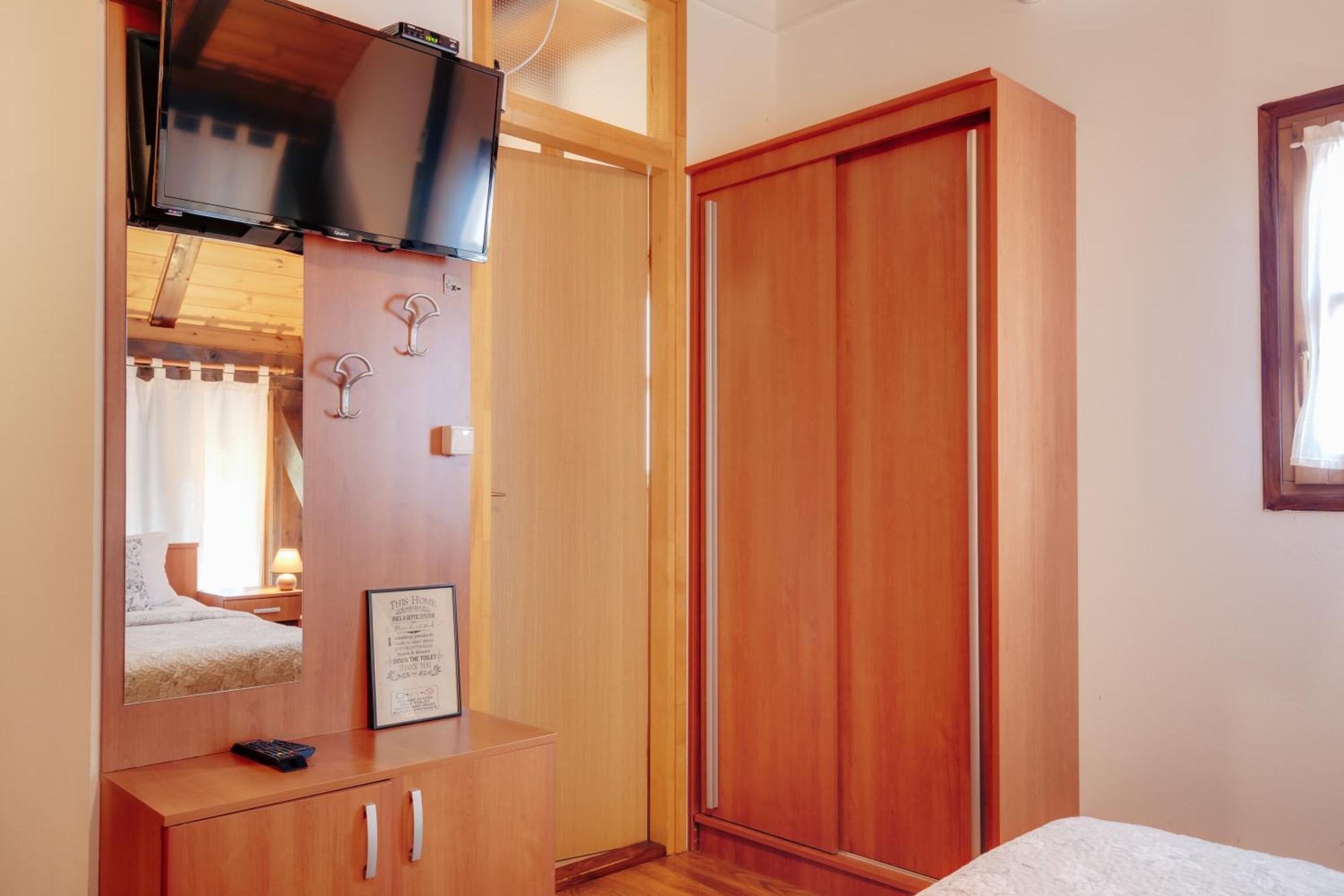 Guesthouse Pod Rastockim Krovom Slunj Cameră foto